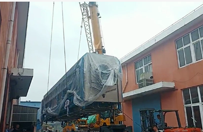 6月27、28日 百強洗滌龍等洗滌設備發貨四川